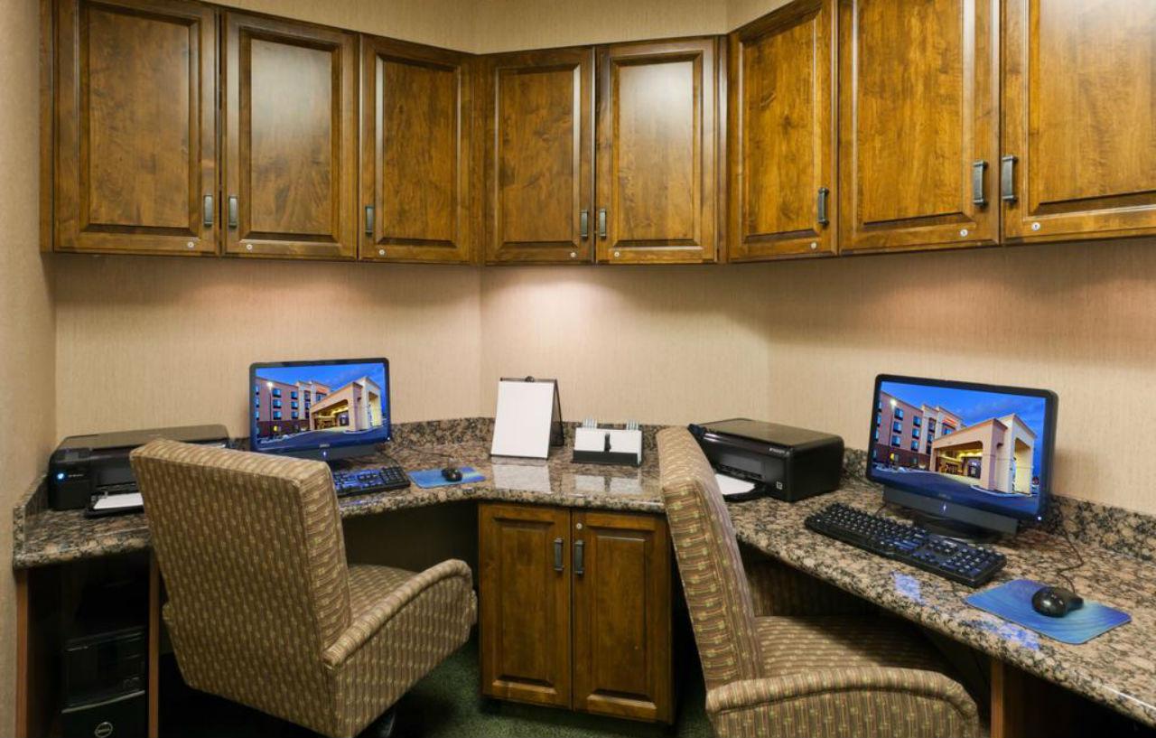 Hampton Inn & Suites Fairbanks Kültér fotó