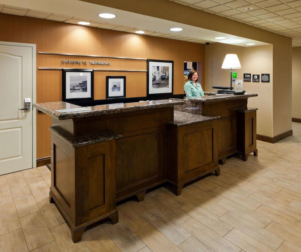 Hampton Inn & Suites Fairbanks Kültér fotó
