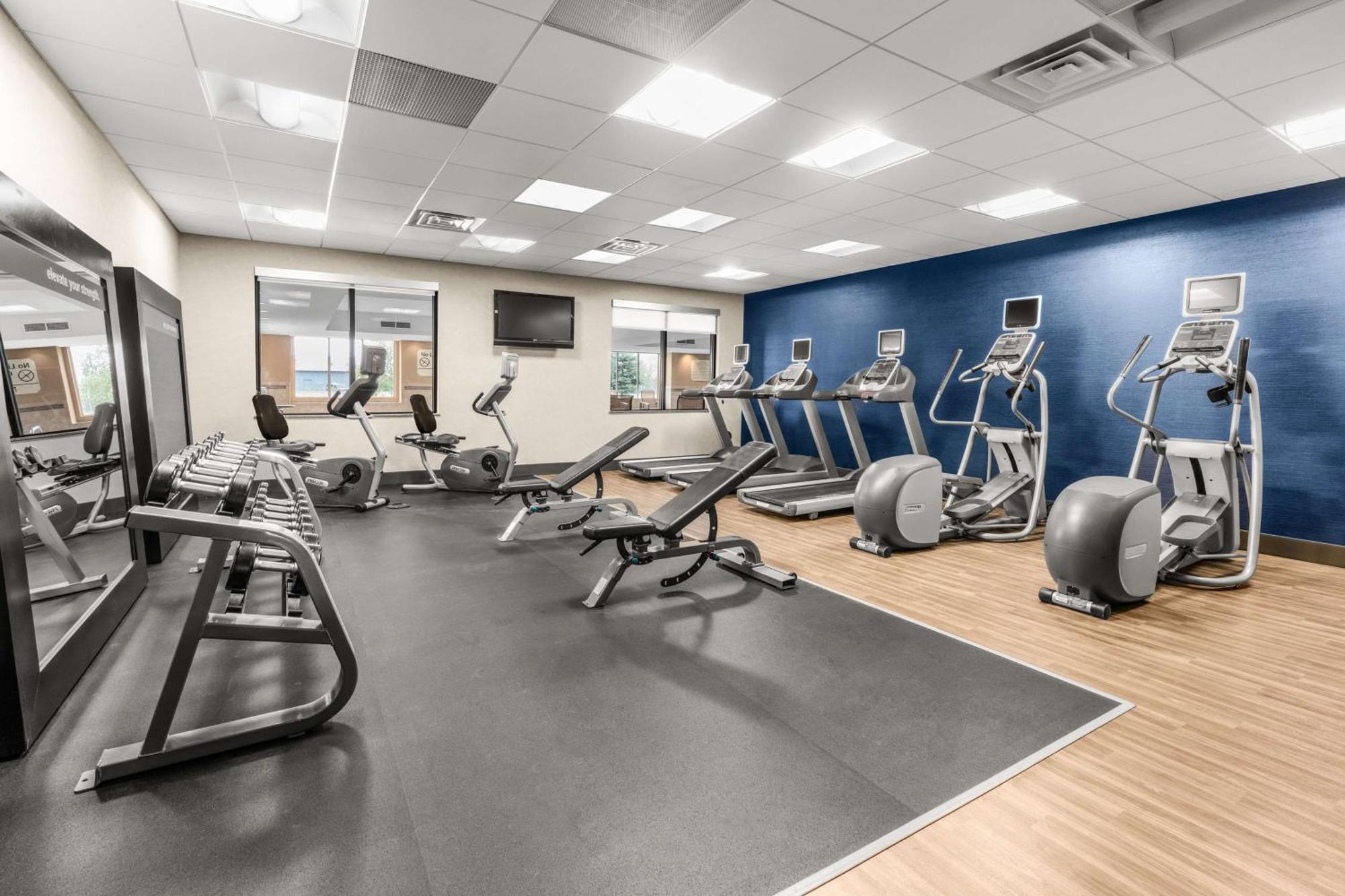 Hampton Inn & Suites Fairbanks Kültér fotó